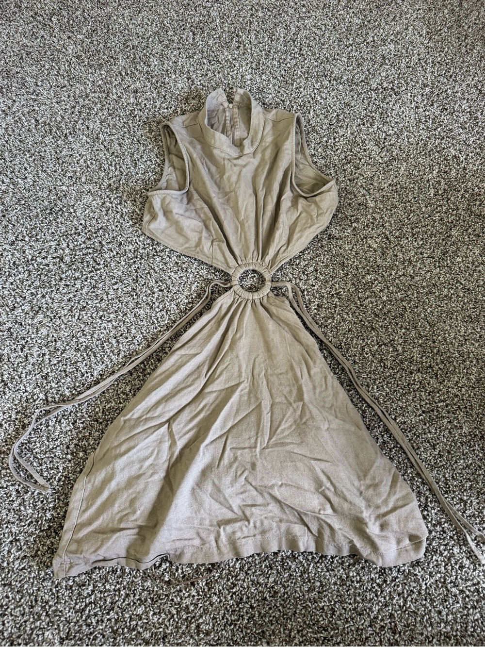 Altar'd State Taupe Backless Ring-Detail Dress new never worn